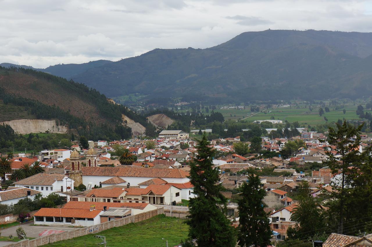 San Benito Hotel Tibasosa Bagian luar foto