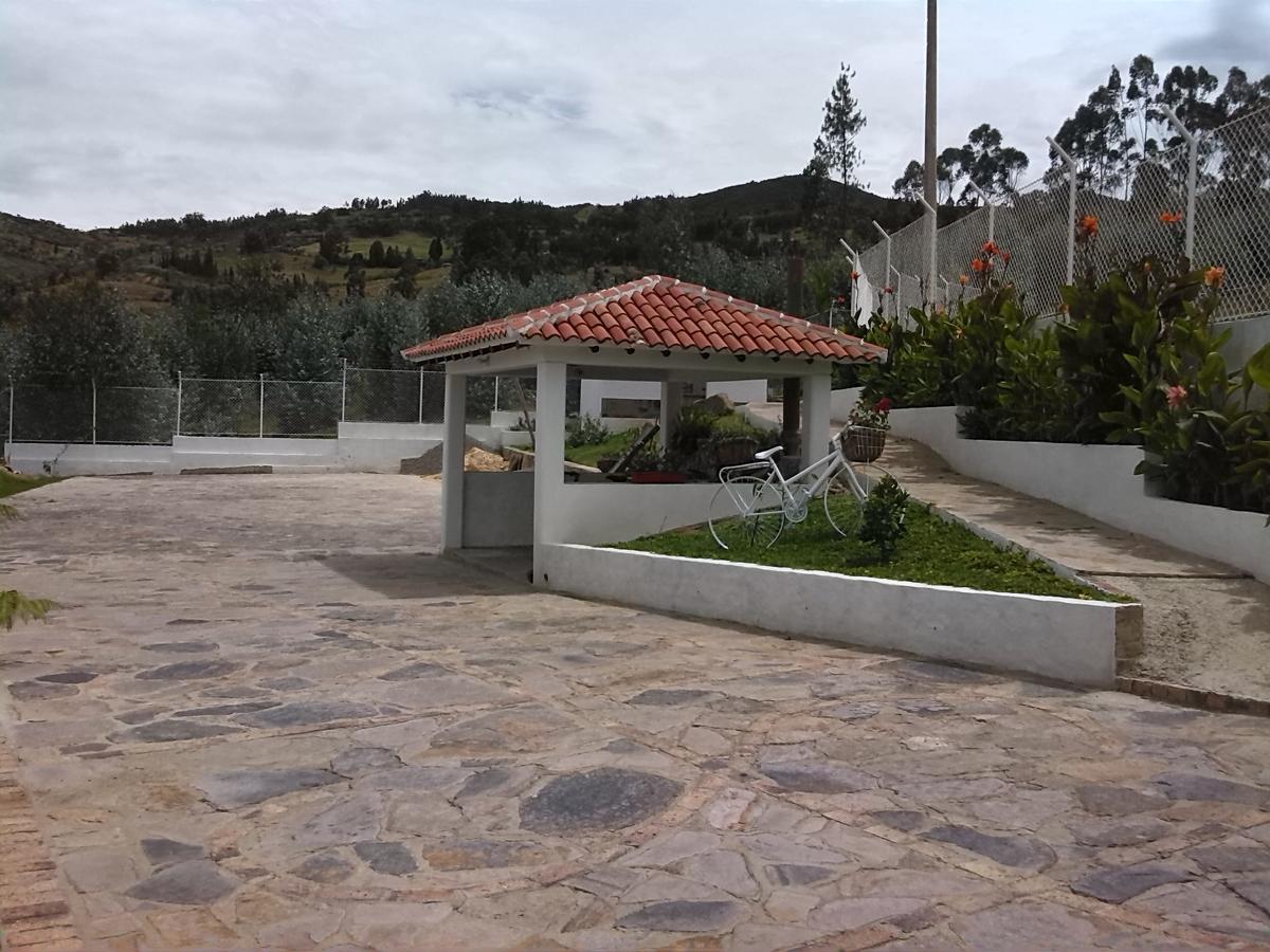 San Benito Hotel Tibasosa Bagian luar foto