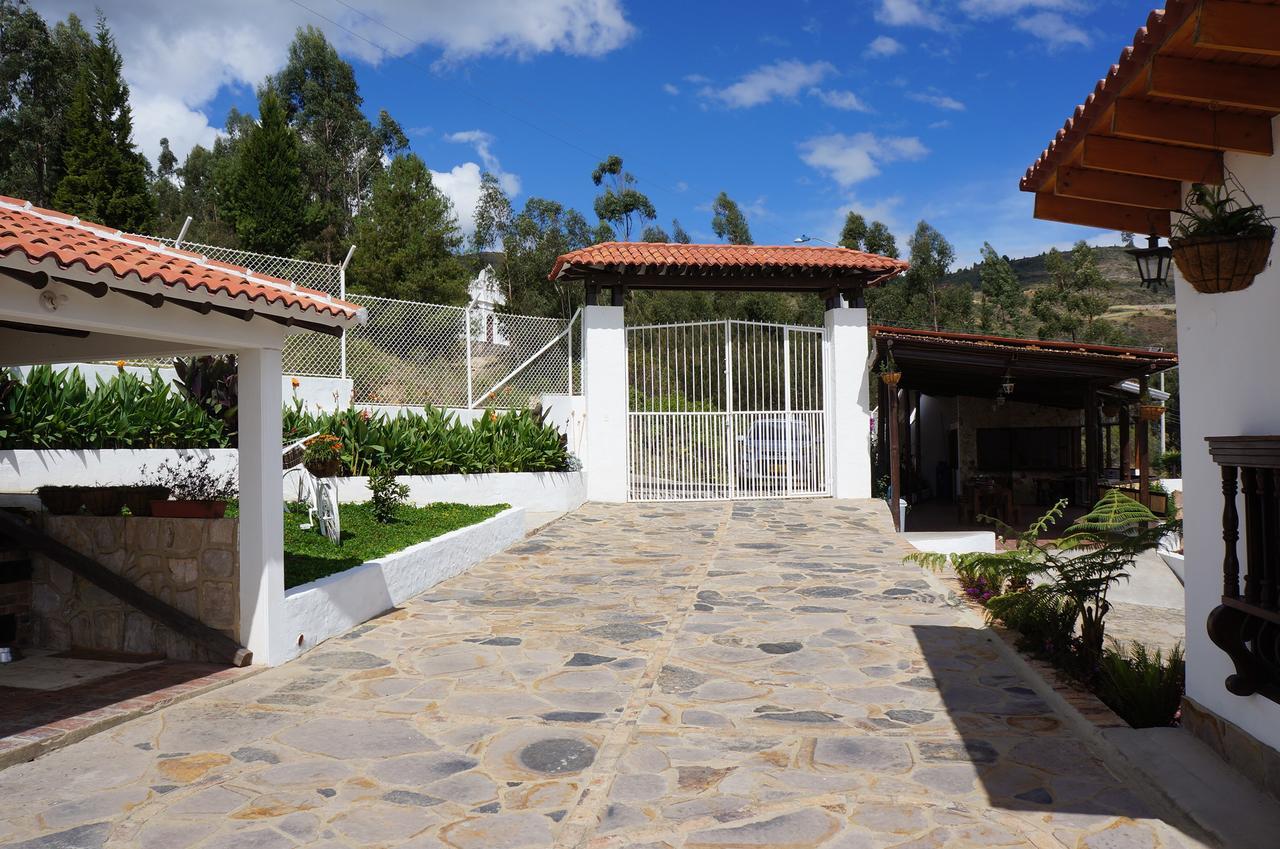 San Benito Hotel Tibasosa Bagian luar foto